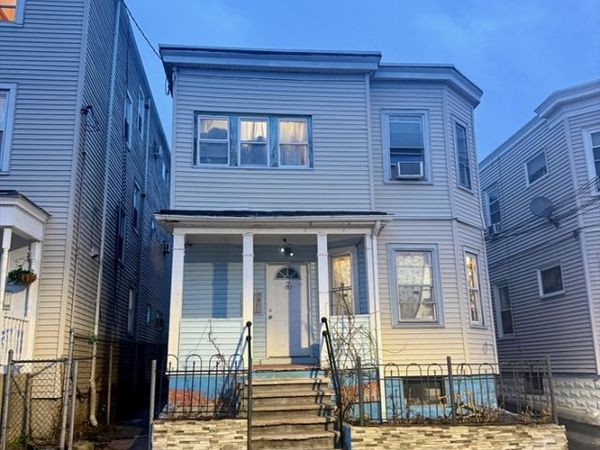 80 Maverick St, Chelsea, MA 02150