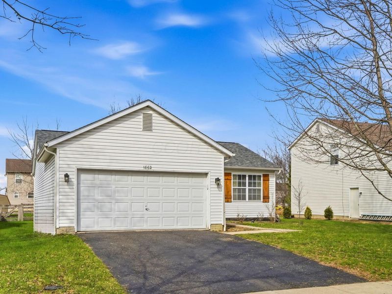 1862 Ashburn Drive, Delaware, OH 43015 Photo 2