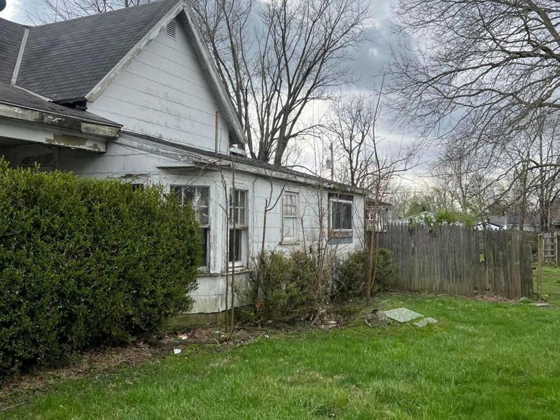 1023 S Main Street, Washington Court House, OH 43160 Photo 3