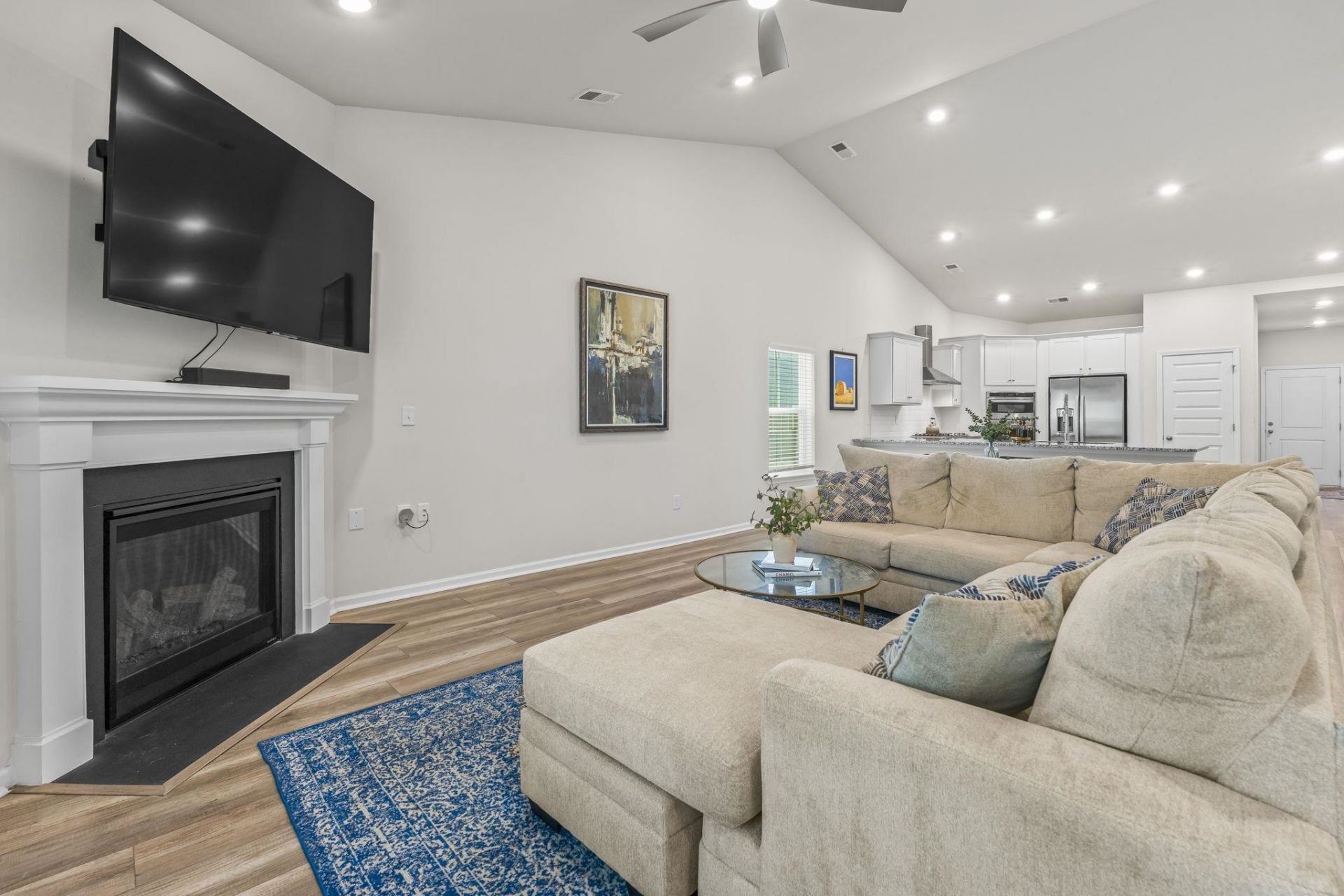 5807 Whitebark Dr. Photo 17