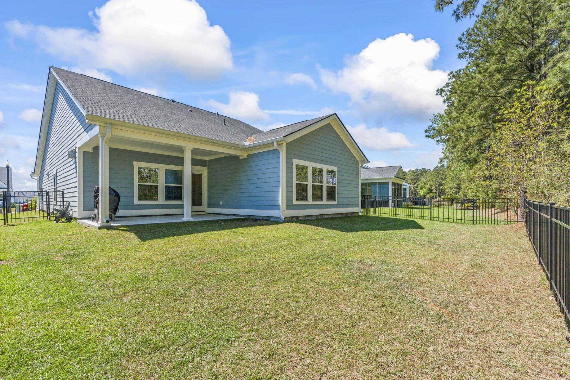5807 Whitebark Dr. Photo 32
