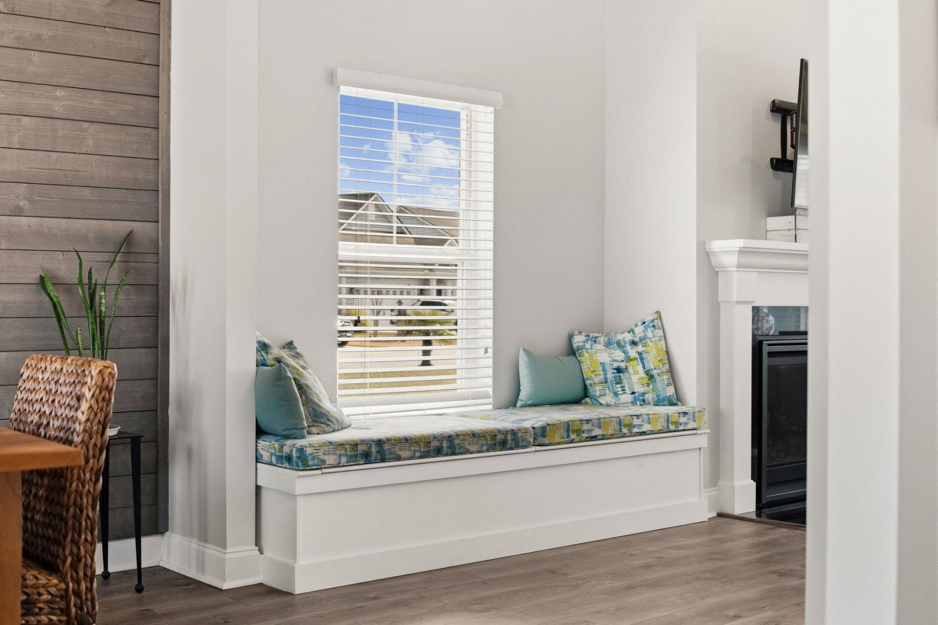 213 Sherwood Dr. Photo 11