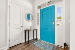 213 Sherwood Dr. photo 4