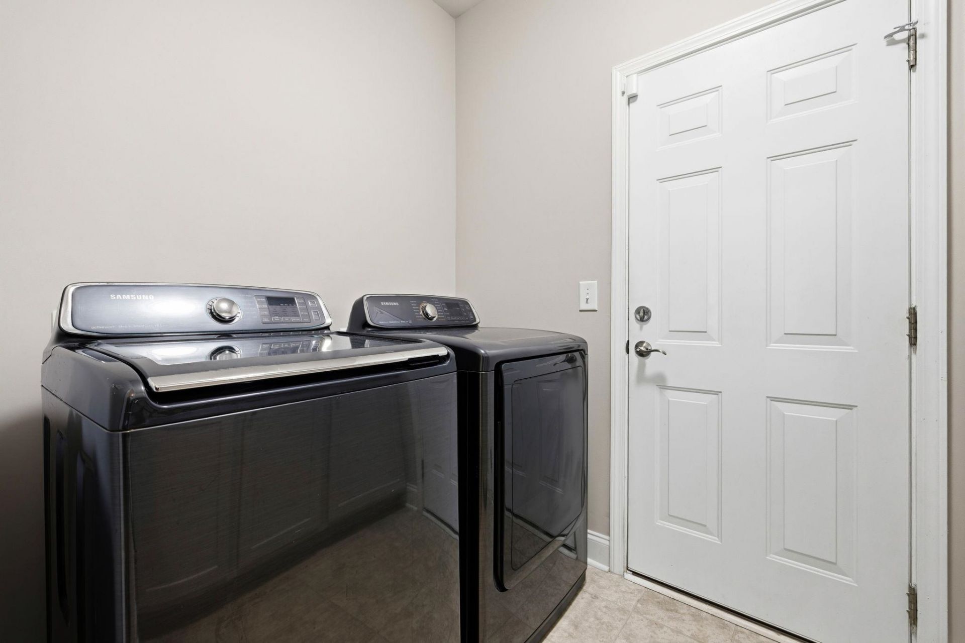 213 Sherwood Dr. Photo 25