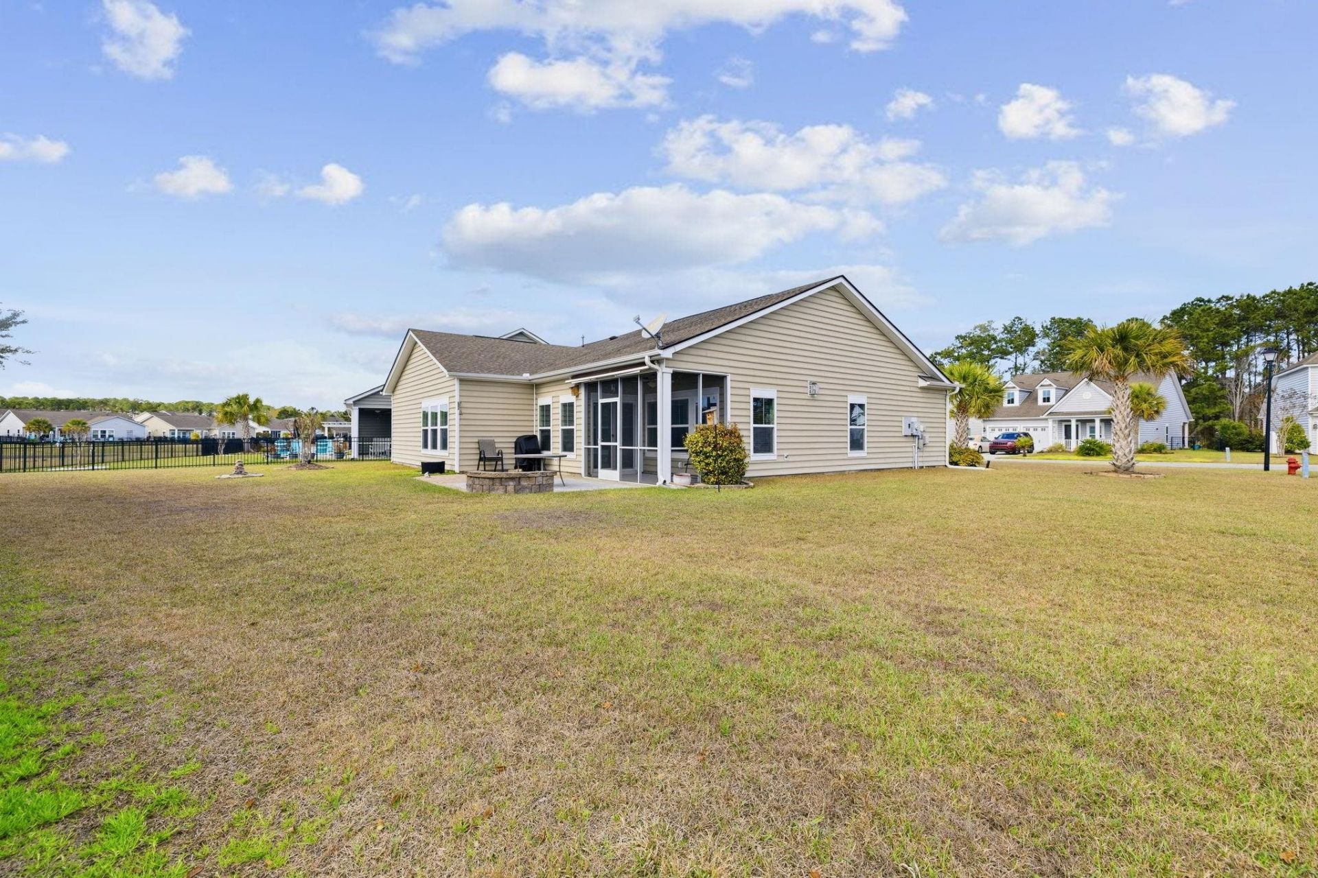 213 Sherwood Dr. Photo 31