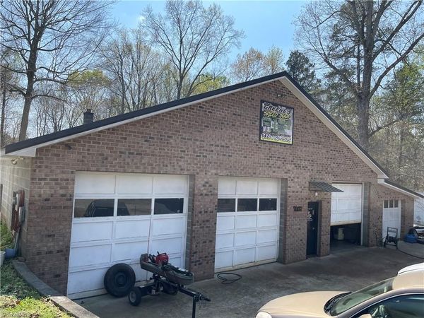 201 Old Pasture Road, Linwood, NC 27299