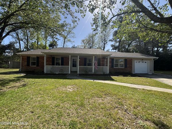 120 Lance Court , Jacksonville, NC 28546