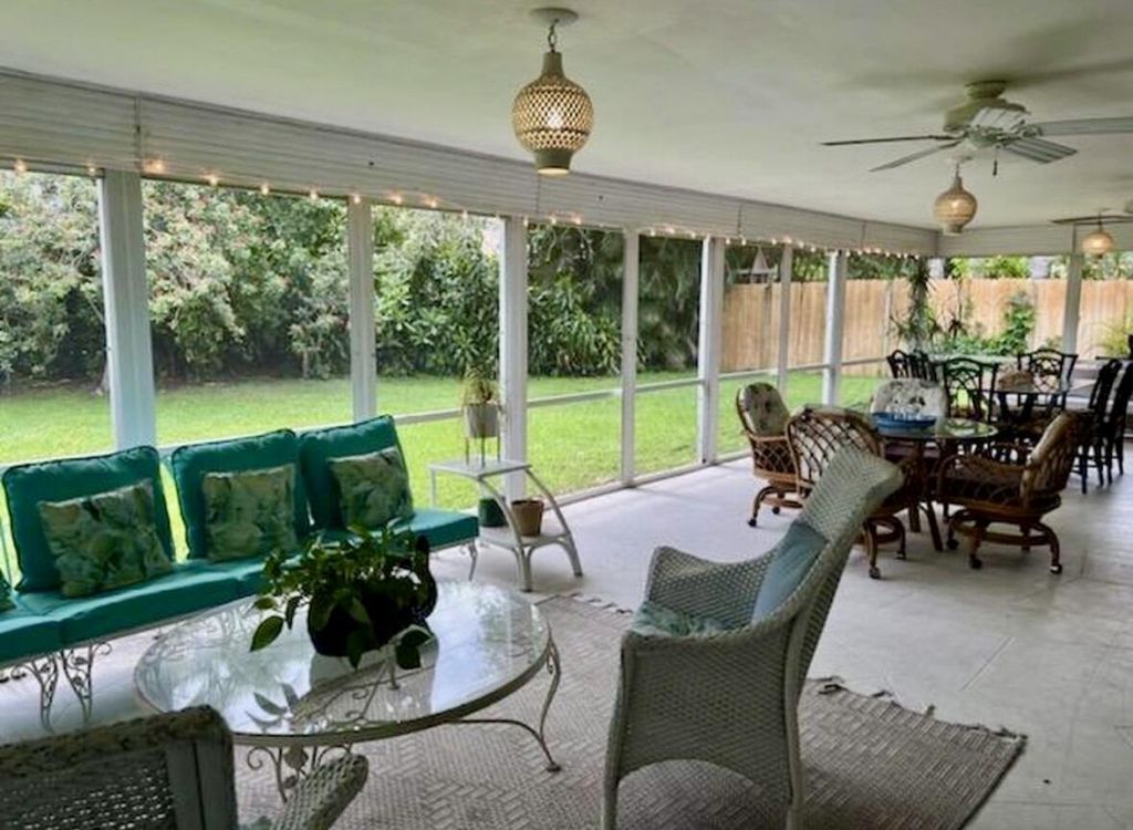 301 SW 8th Terrace, Boca Raton, FL 33486 Photo