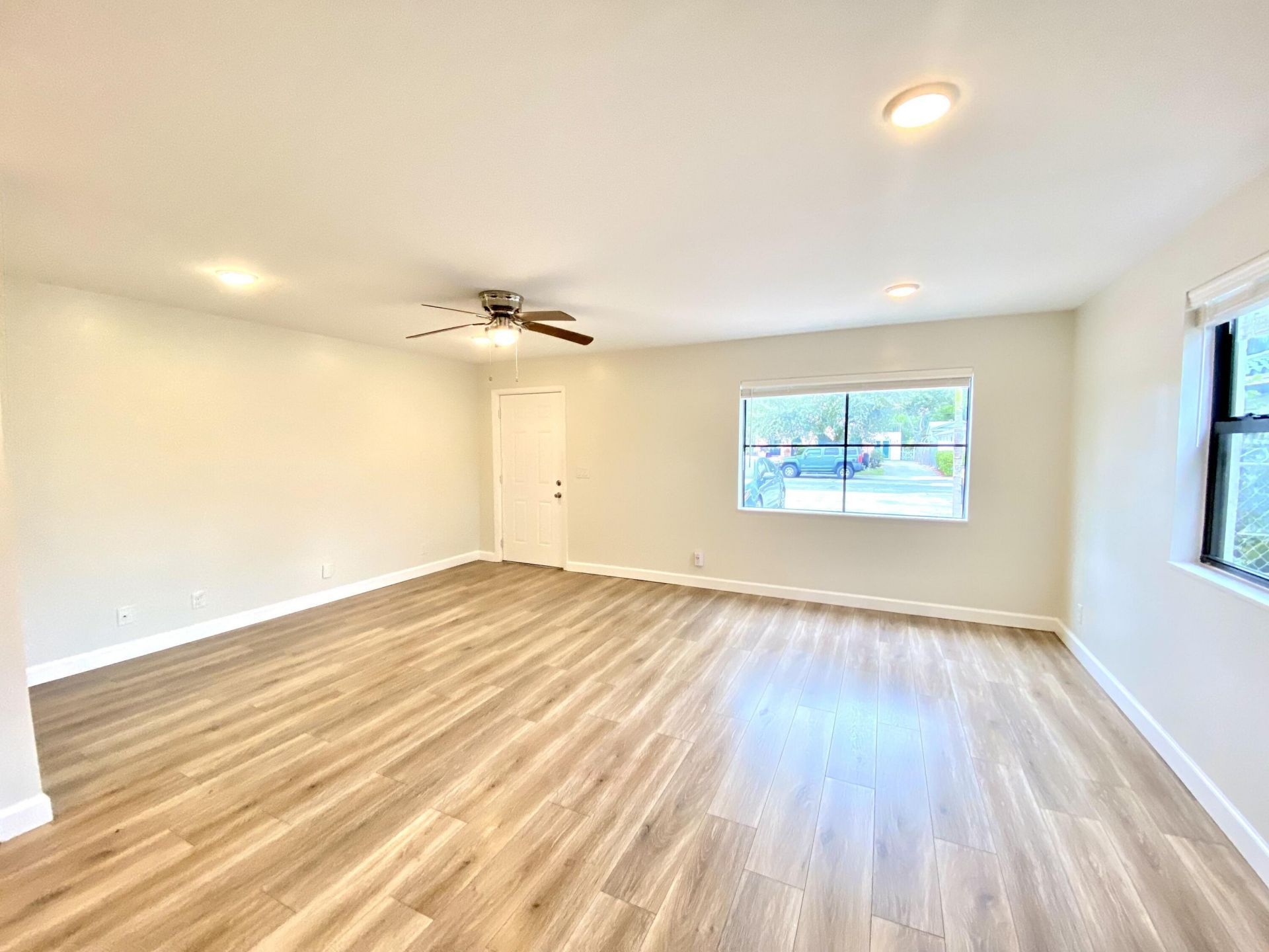 324 Ocean Breeze, Unit 2, Lake Worth Beach, FL 33460 Photo