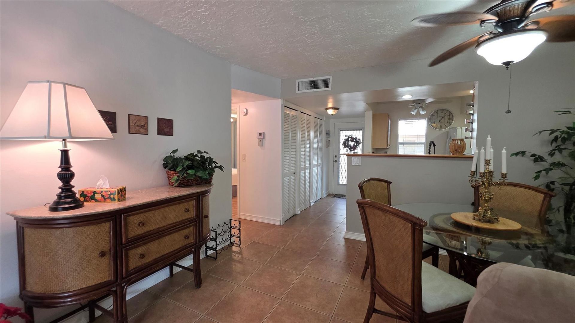 2801 Somerset Drive, Unit 211, Lauderdale Lakes, FL 33311 Photo