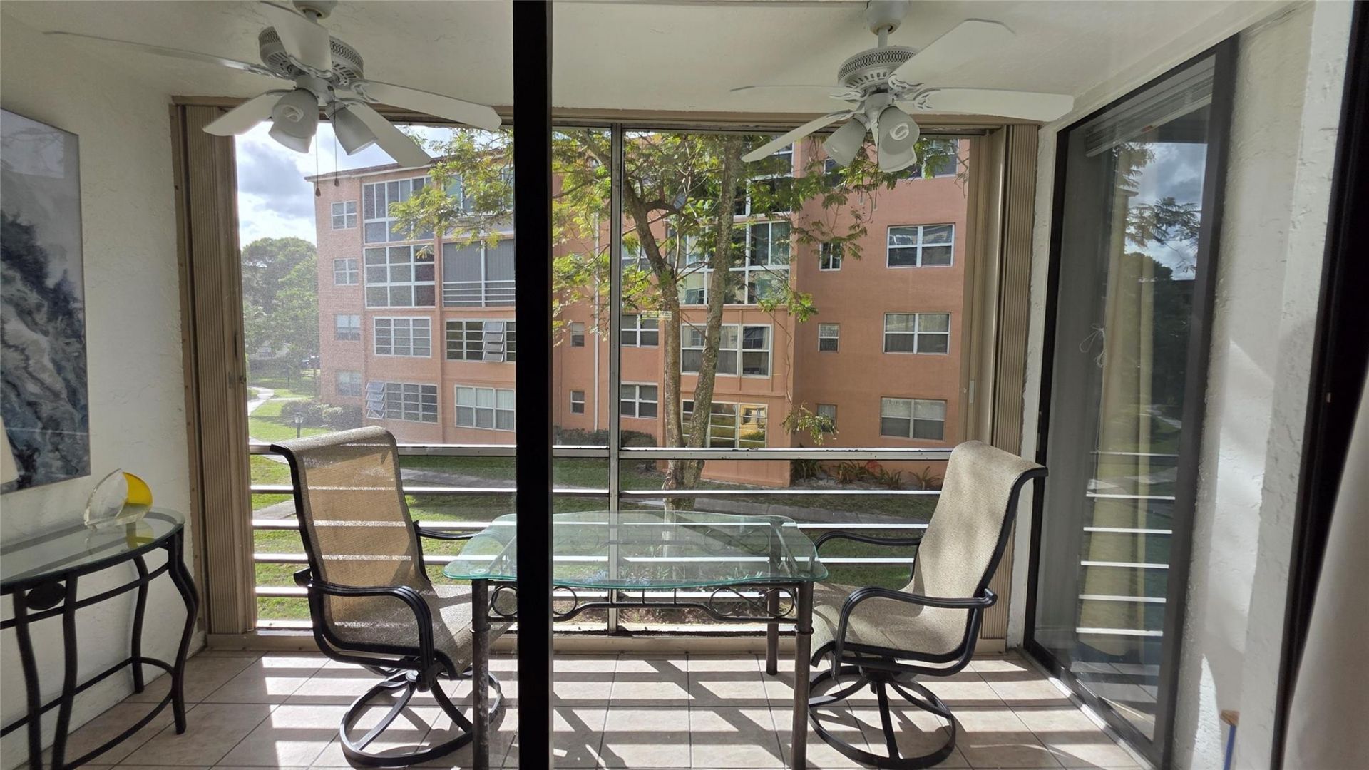 2801 Somerset Drive, Unit 211, Lauderdale Lakes, FL 33311 Photo