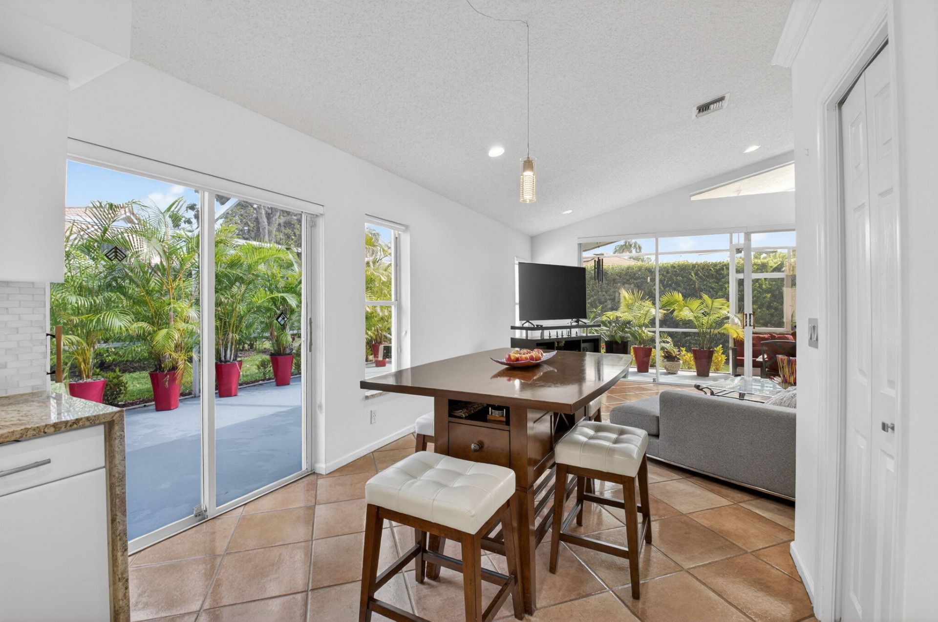 11590 Creekside Drive, Boynton Beach, FL 33437 Photo