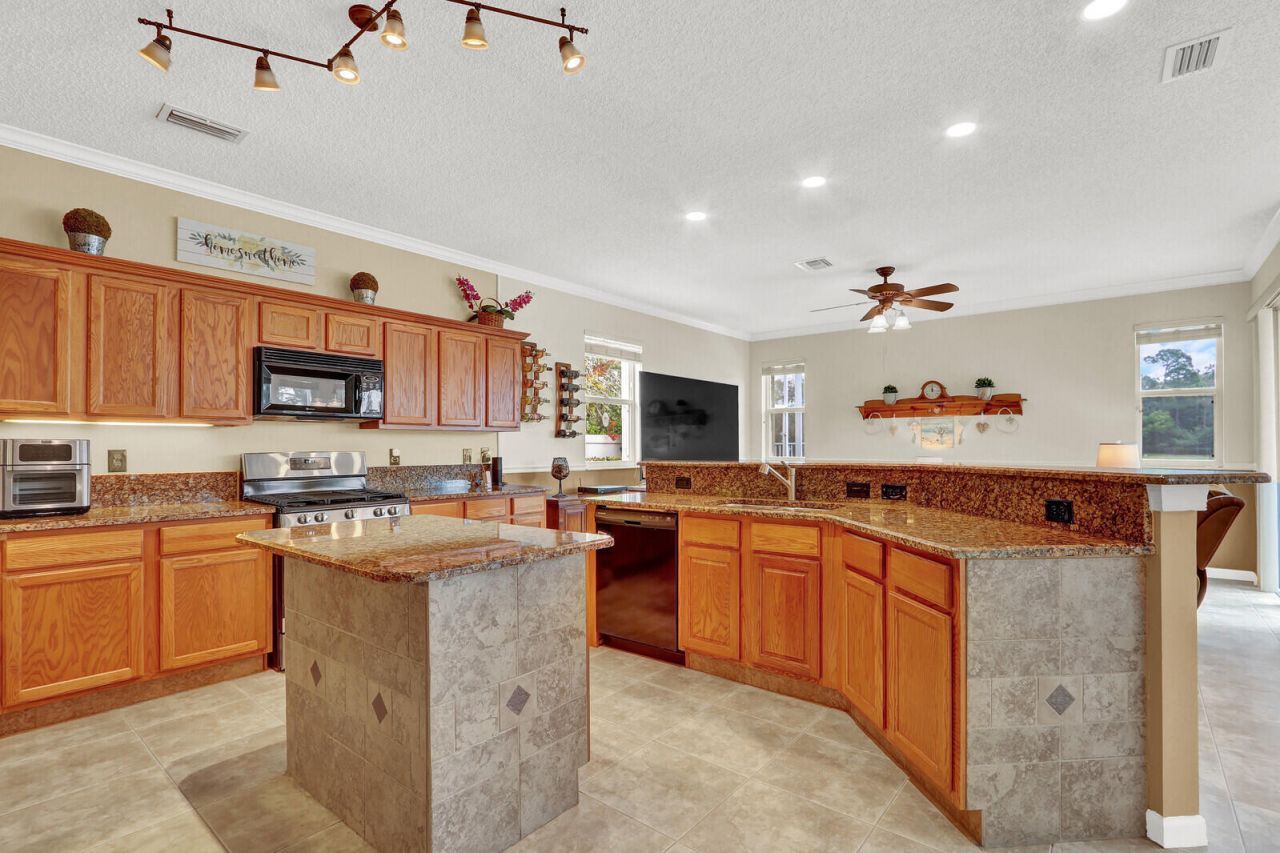5690 Saddle Trail Lane, Lake Worth, FL 33449 Photo