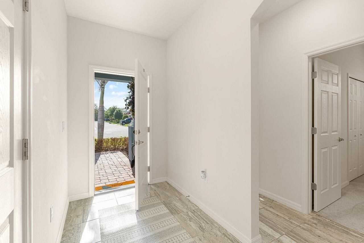 368 Sandcrest Circle, Sebastian, FL 32958 Photo