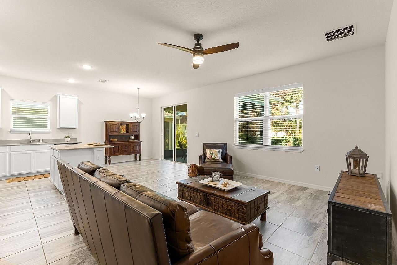 368 Sandcrest Circle, Sebastian, FL 32958 Photo