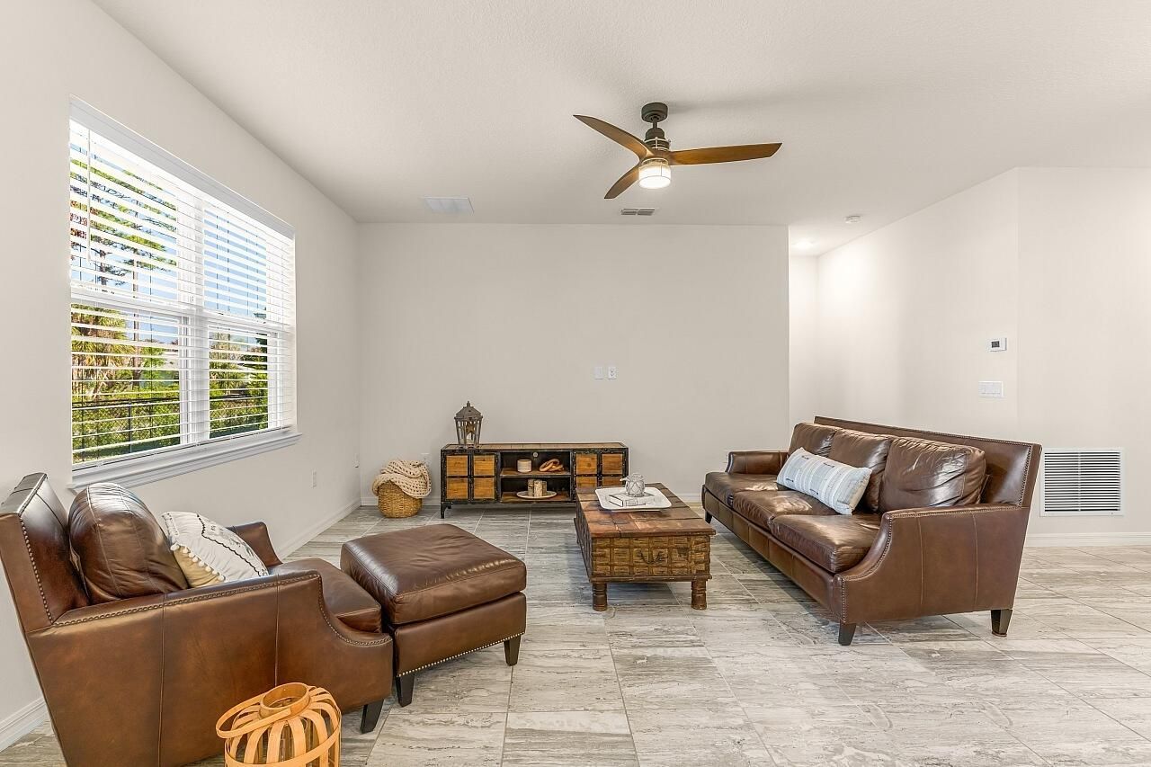 368 Sandcrest Circle, Sebastian, FL 32958 Photo