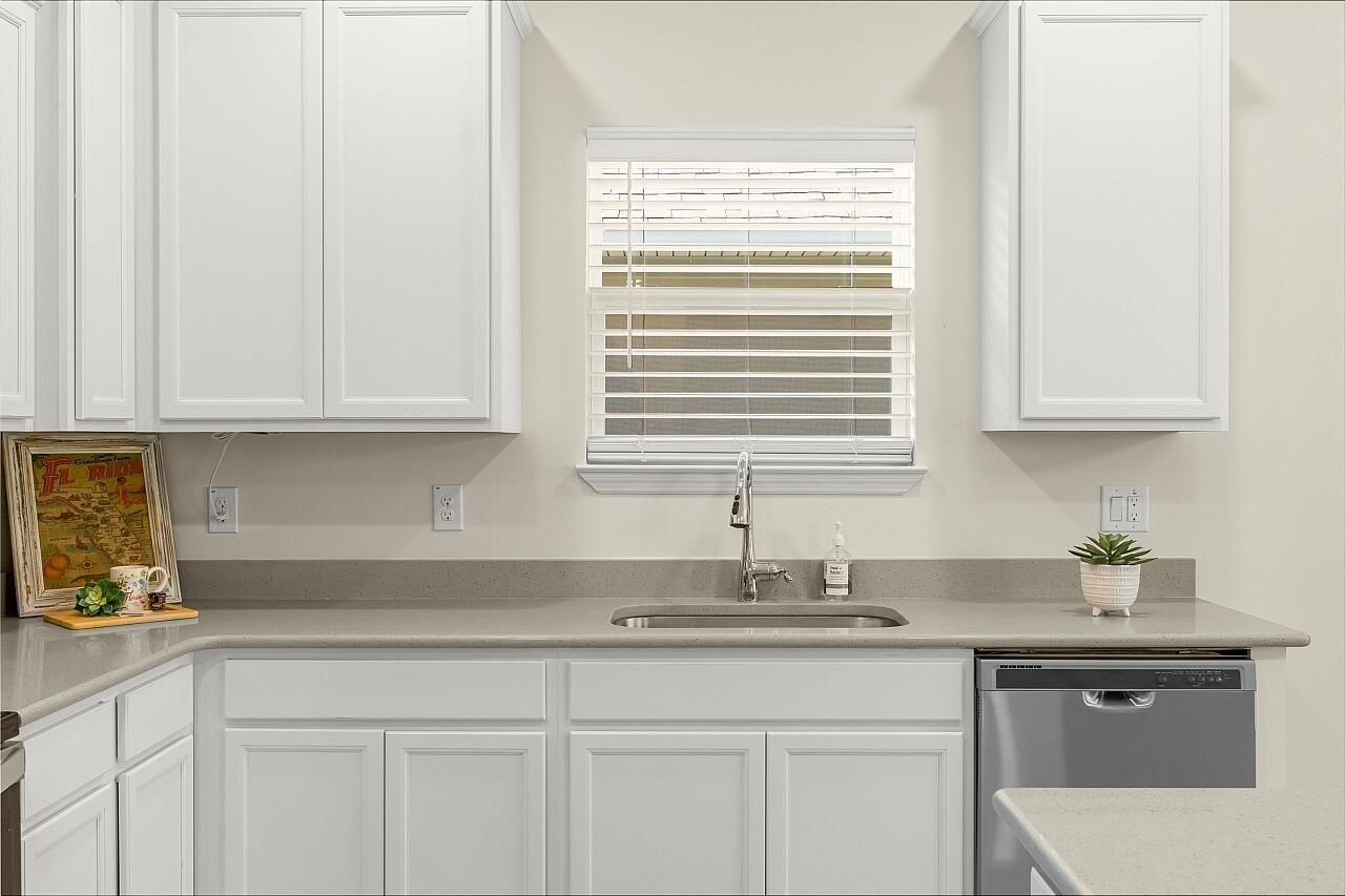 368 Sandcrest Circle, Sebastian, FL 32958 Photo