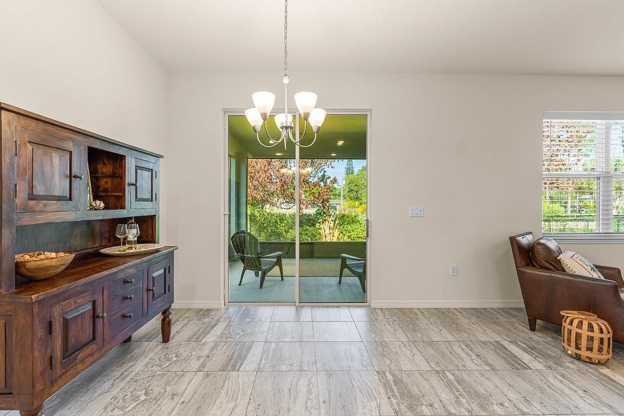 368 Sandcrest Circle, Sebastian, FL 32958 Photo