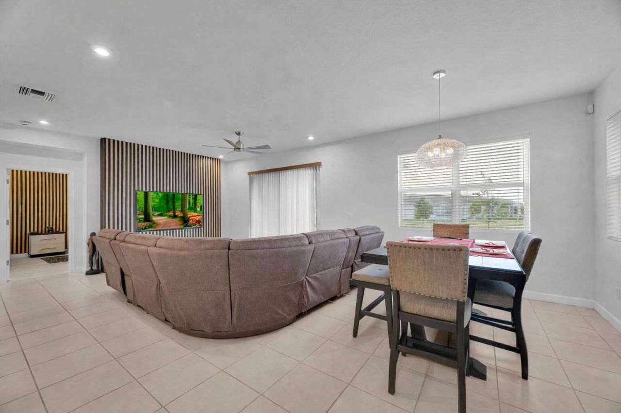 10142 SW Orana Drive, Port Saint Lucie, FL 34987 Photo