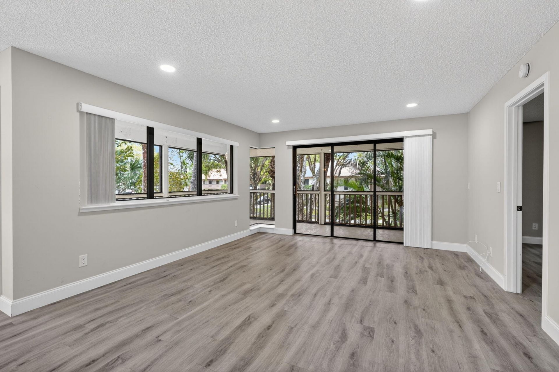 307 Brackenwood Circle, Palm Beach Gardens, FL 33418 Photo