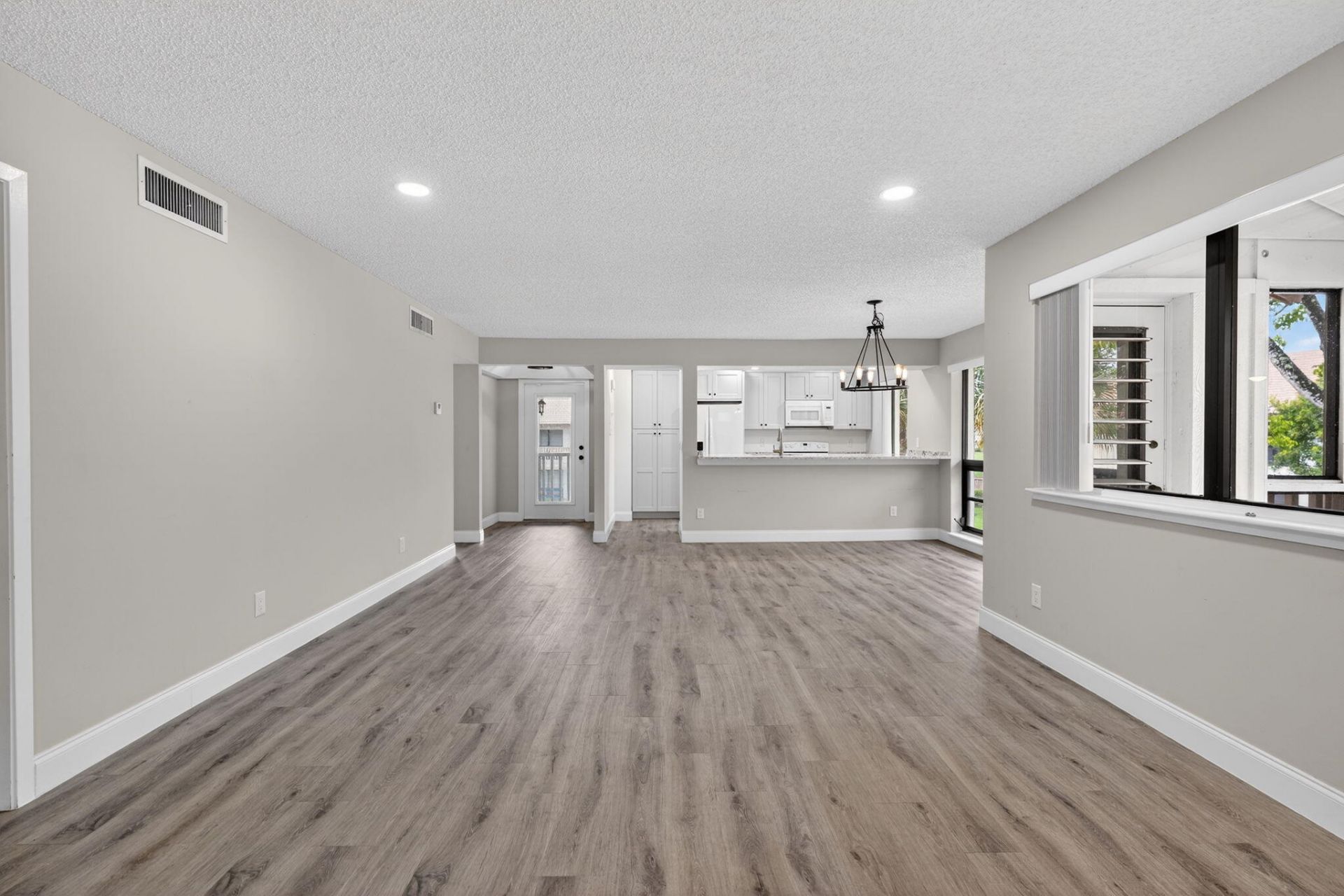 307 Brackenwood Circle, Palm Beach Gardens, FL 33418 Photo