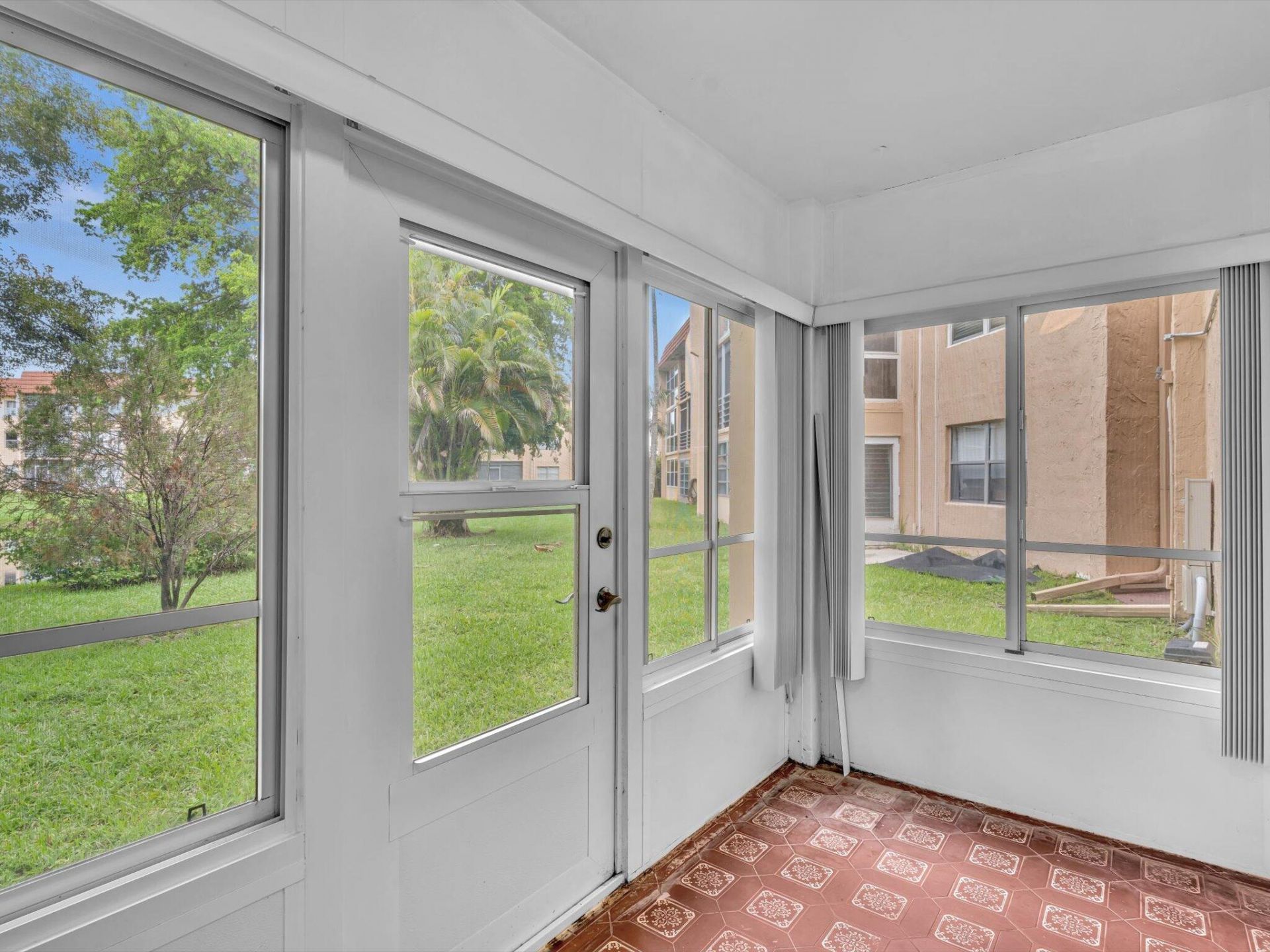 9301 Sunrise Lakes Boulevard, Sunrise, FL 33322 Photo