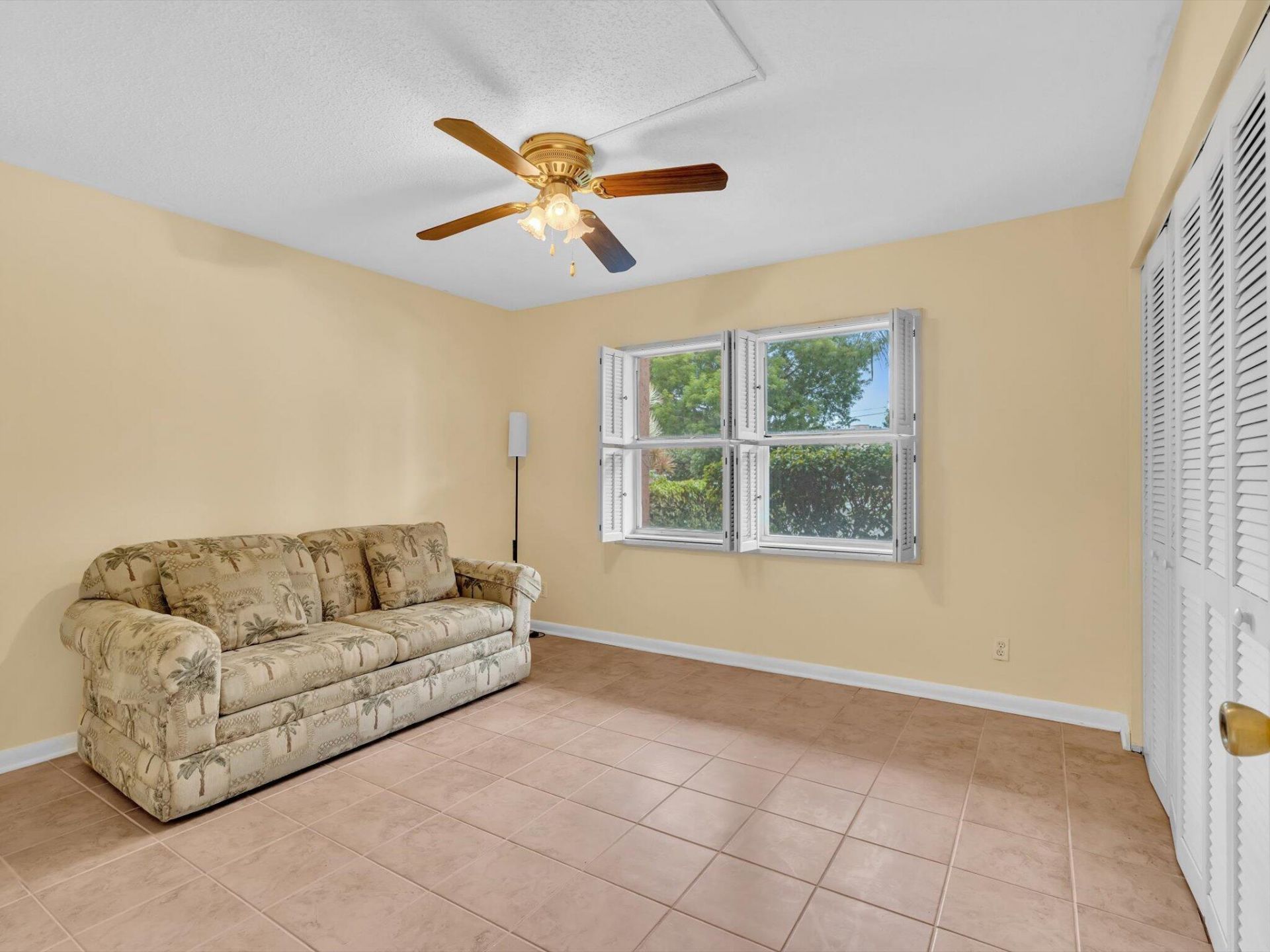 9301 Sunrise Lakes Boulevard, Sunrise, FL 33322 Photo