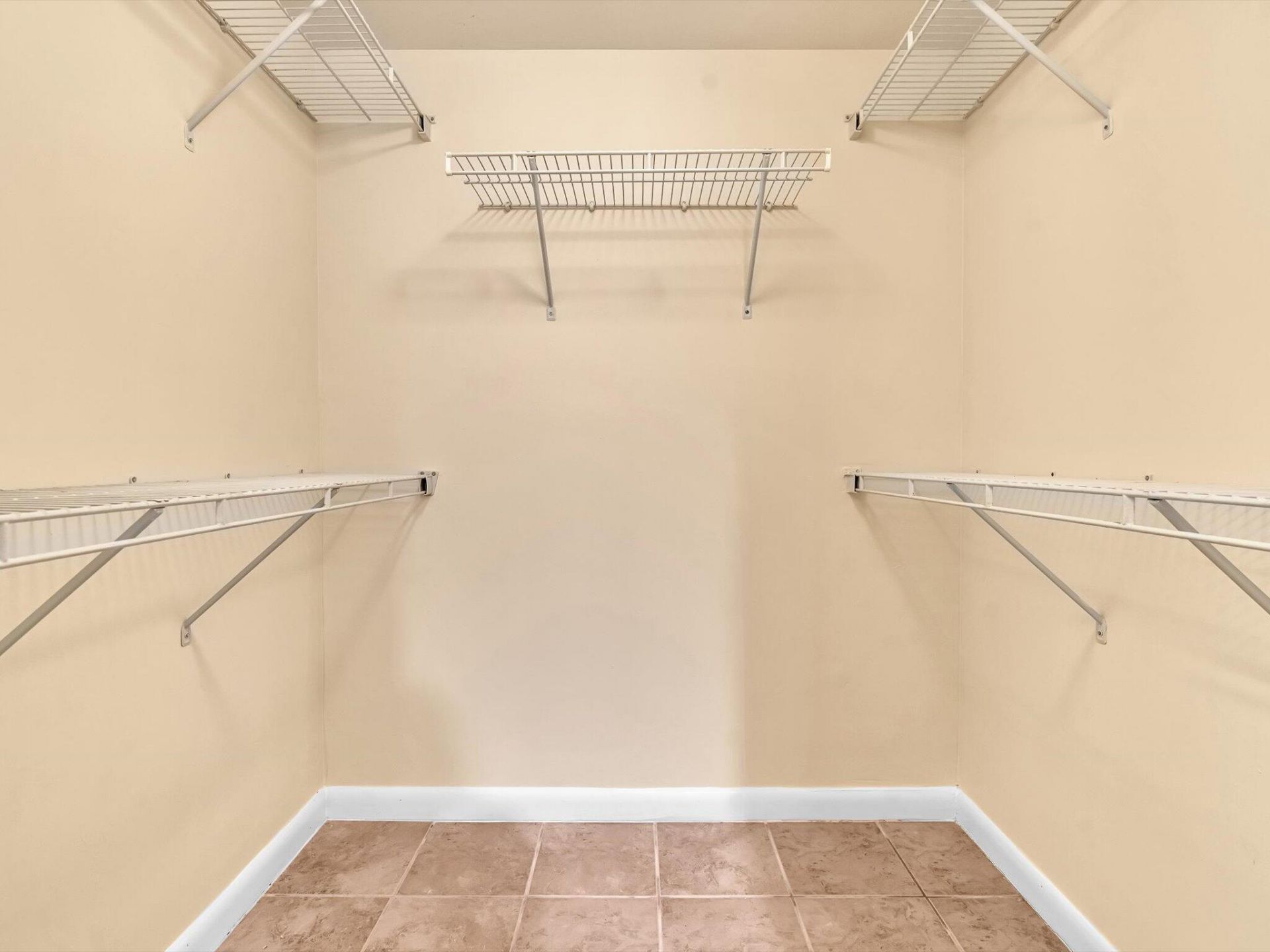 9301 Sunrise Lakes Boulevard, Sunrise, FL 33322 Photo