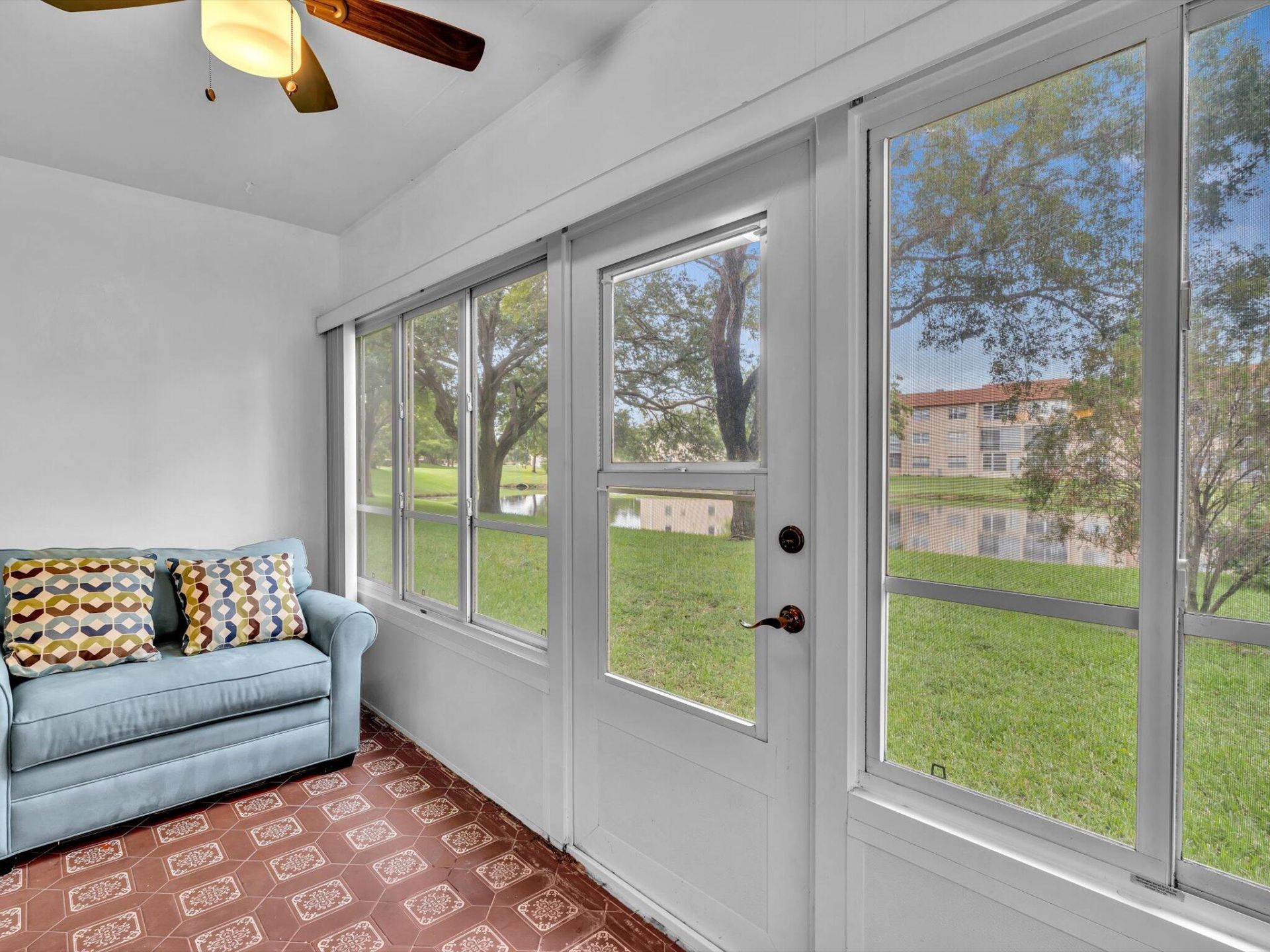 9301 Sunrise Lakes Boulevard, Sunrise, FL 33322 Photo