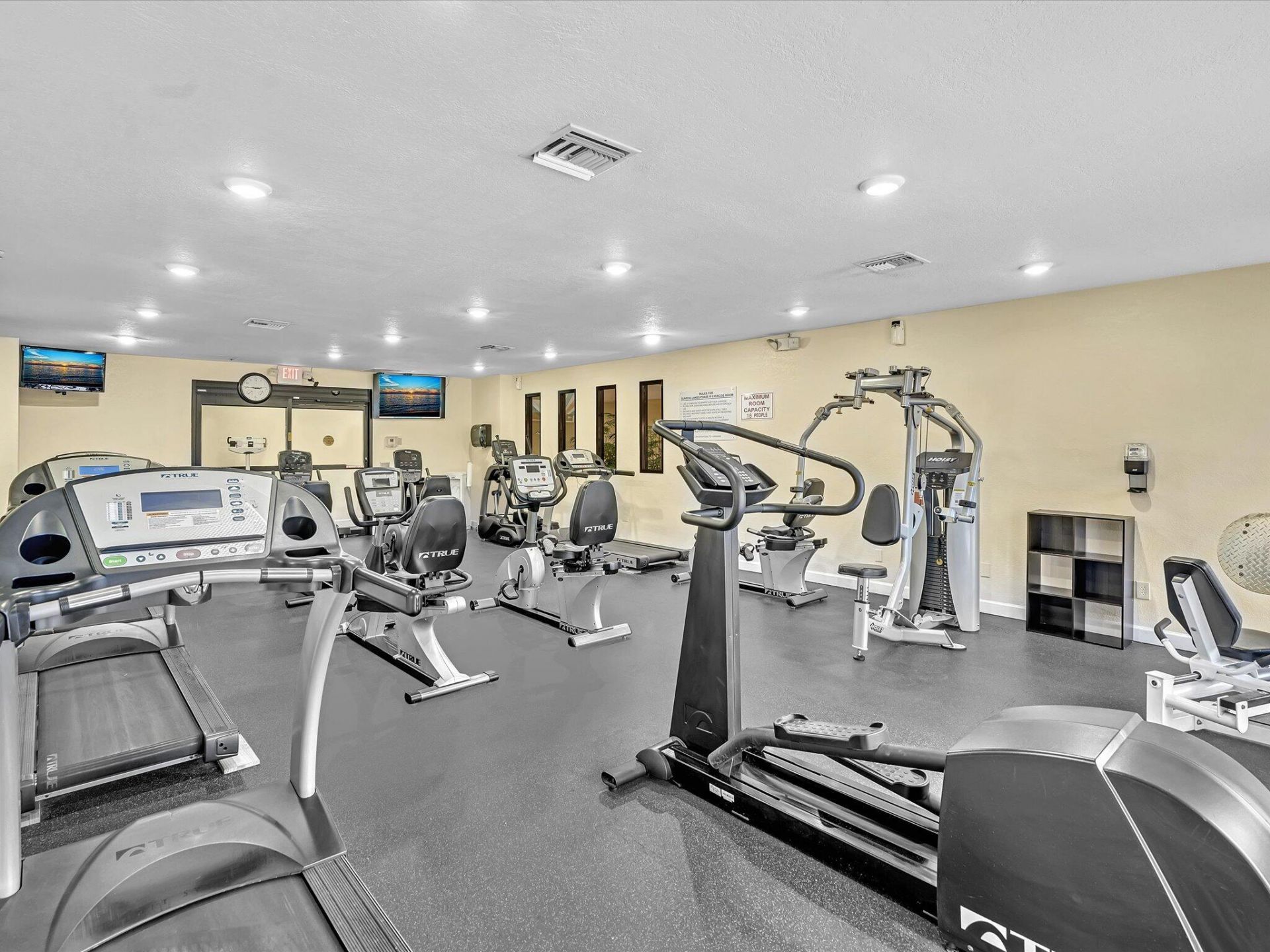 9301 Sunrise Lakes Boulevard, Sunrise, FL 33322 Photo