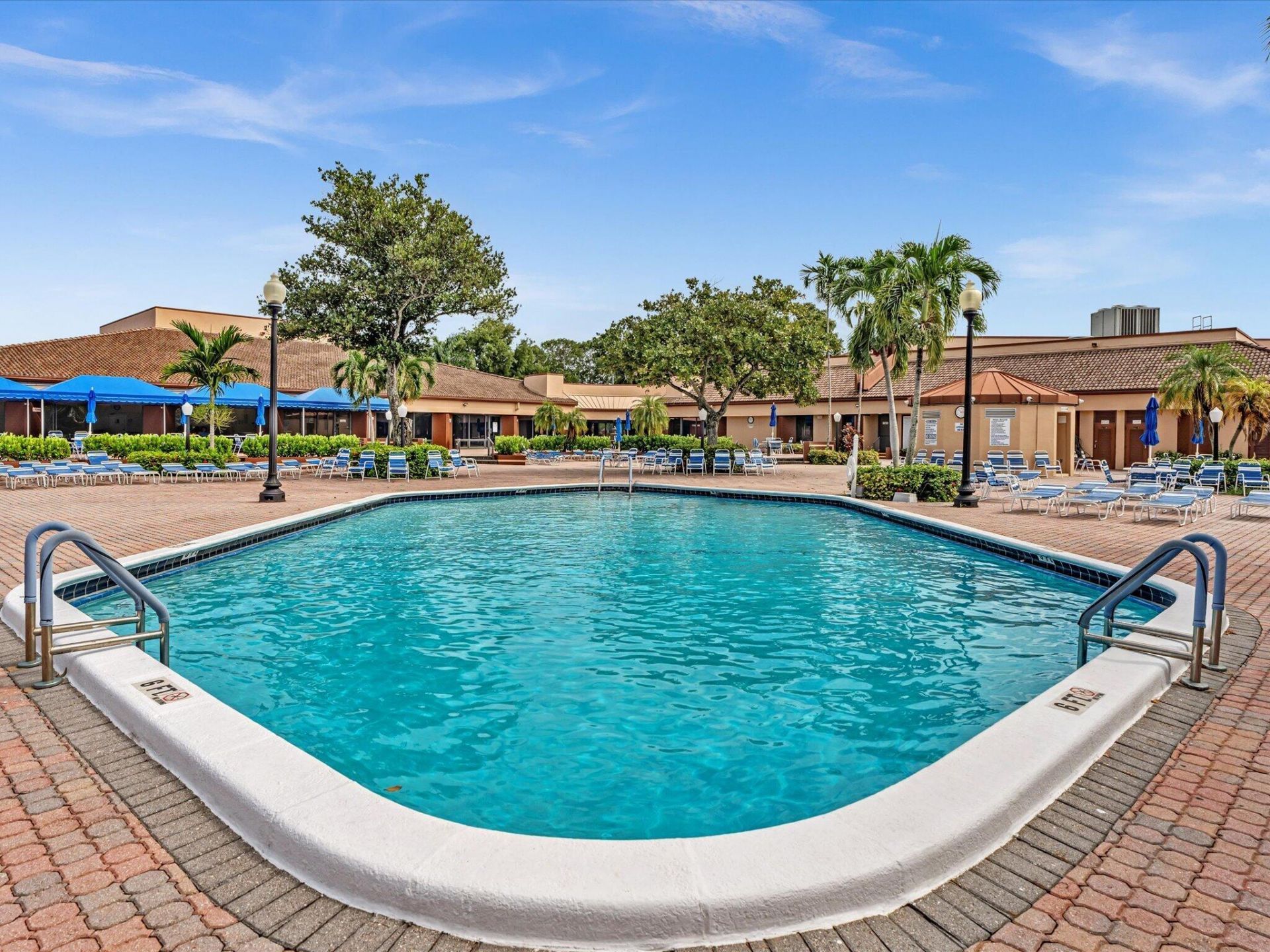 9301 Sunrise Lakes Boulevard, Sunrise, FL 33322 Photo