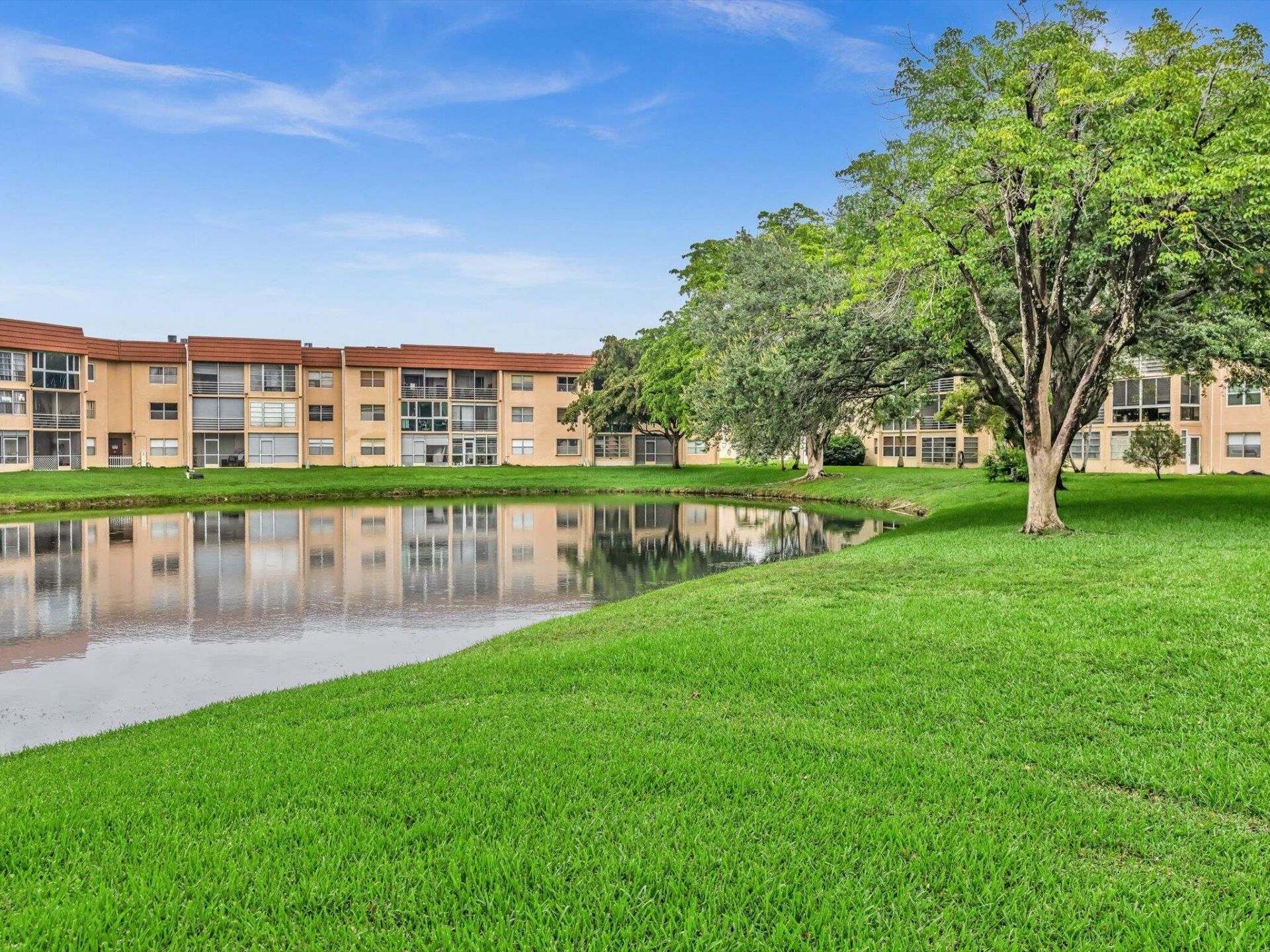 9301 Sunrise Lakes Boulevard, Sunrise, FL 33322 Photo