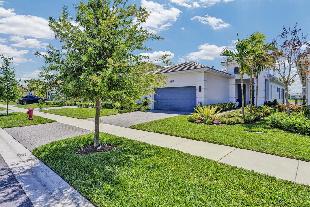 15780 Key Biscayne Lane, Westlake, FL 33470 Photo