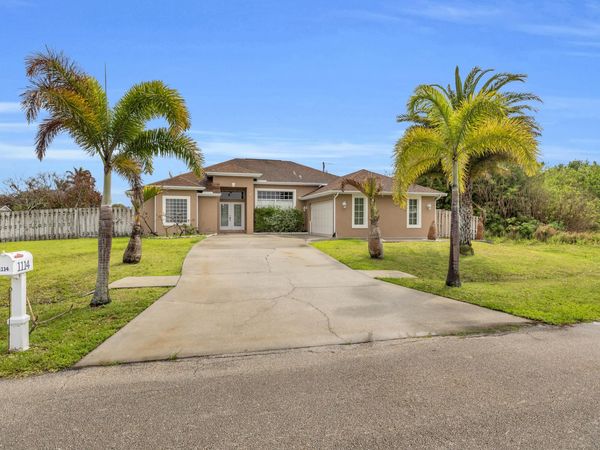 1114 SW Kalevala Drive, Port St. Lucie, FL 34953