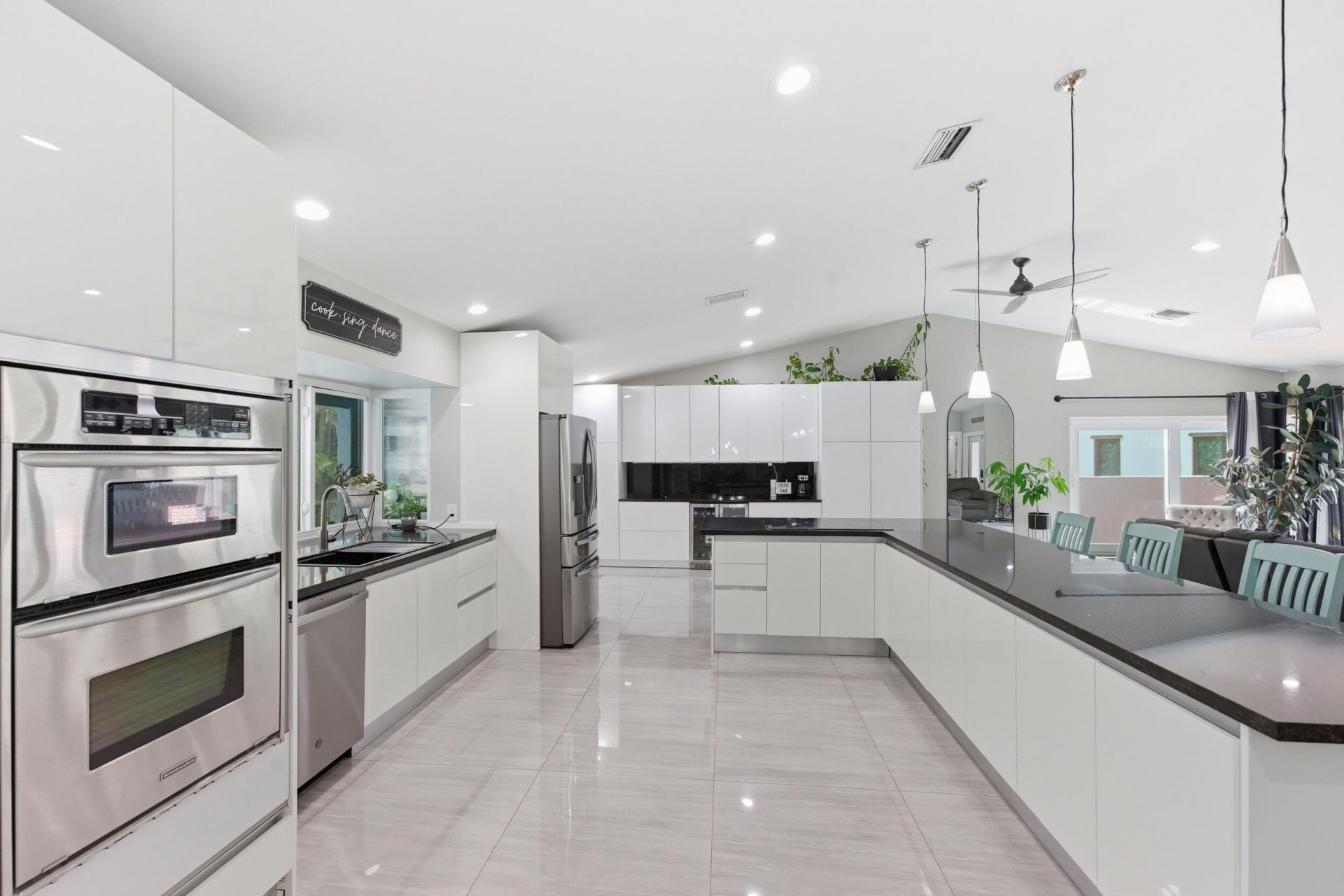 1537 NW 108th Way, Coral Springs, FL 33071 Photo