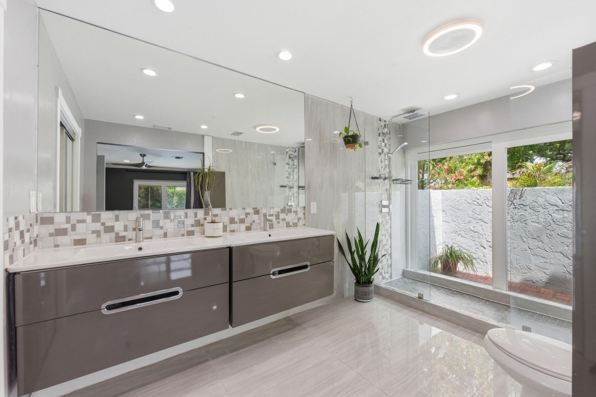 1537 NW 108th Way, Coral Springs, FL 33071 Photo