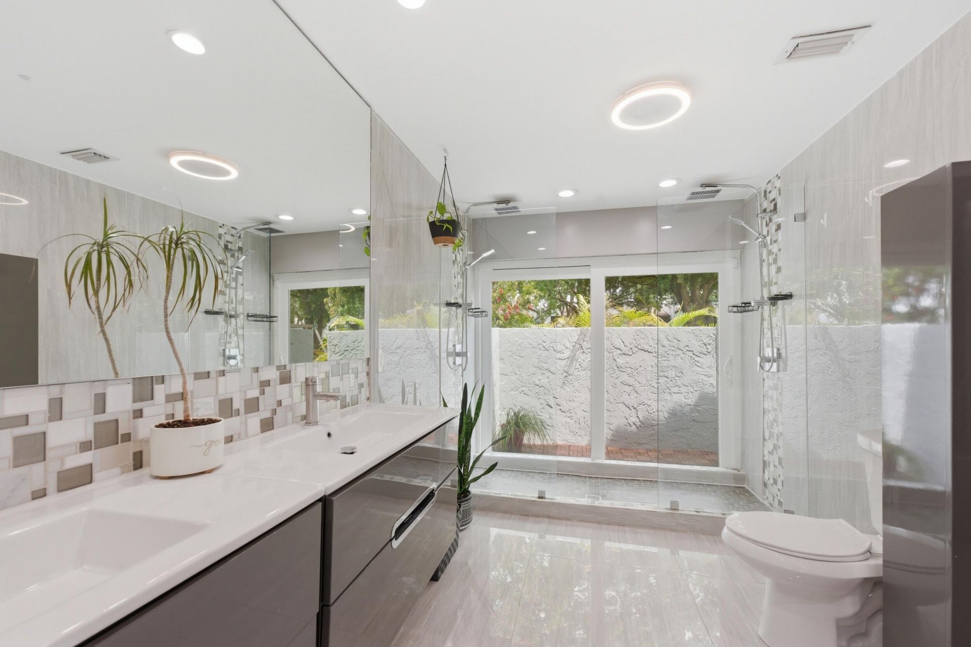 1537 NW 108th Way, Coral Springs, FL 33071 Photo