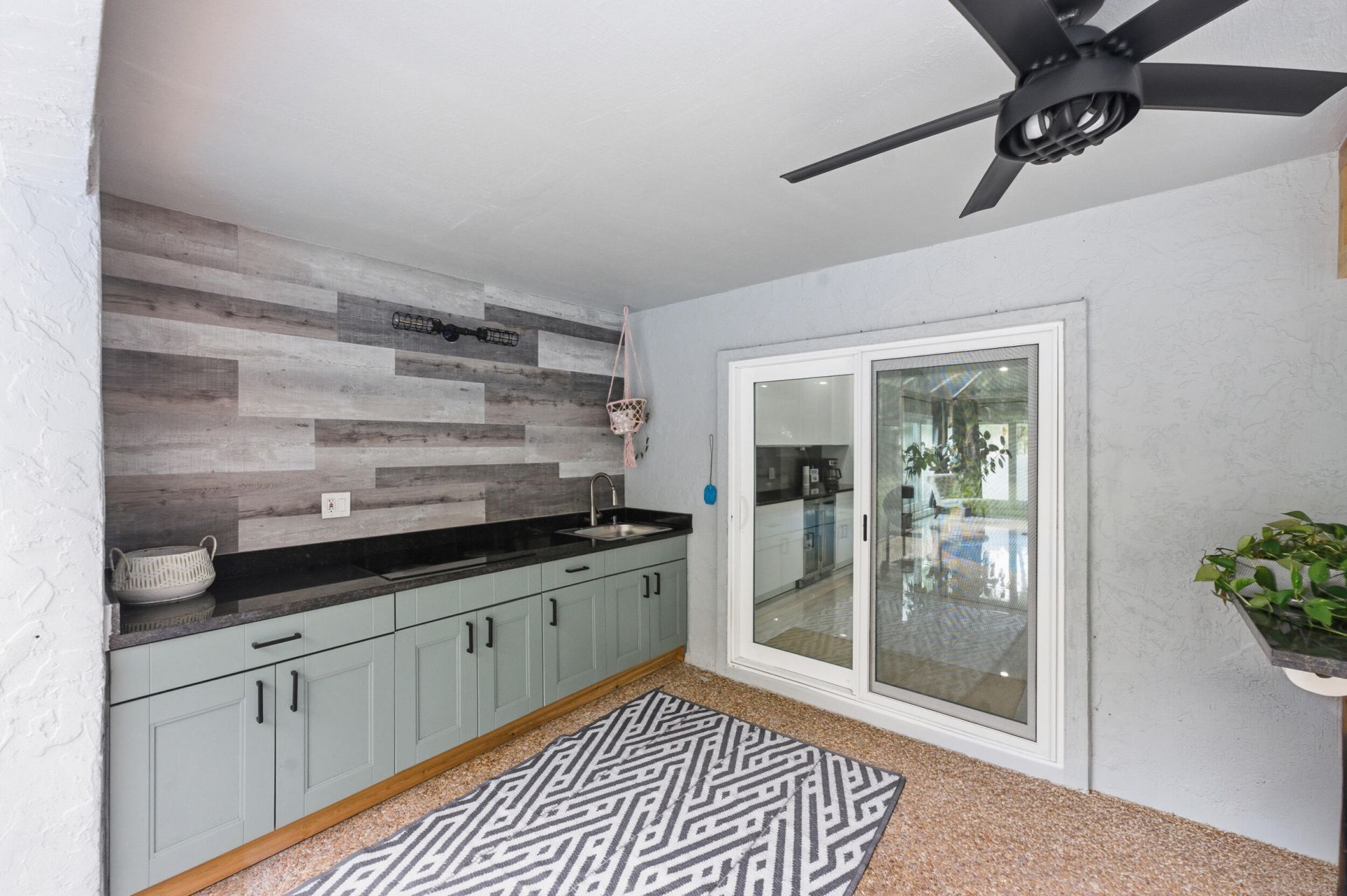 1537 NW 108th Way, Coral Springs, FL 33071 Photo