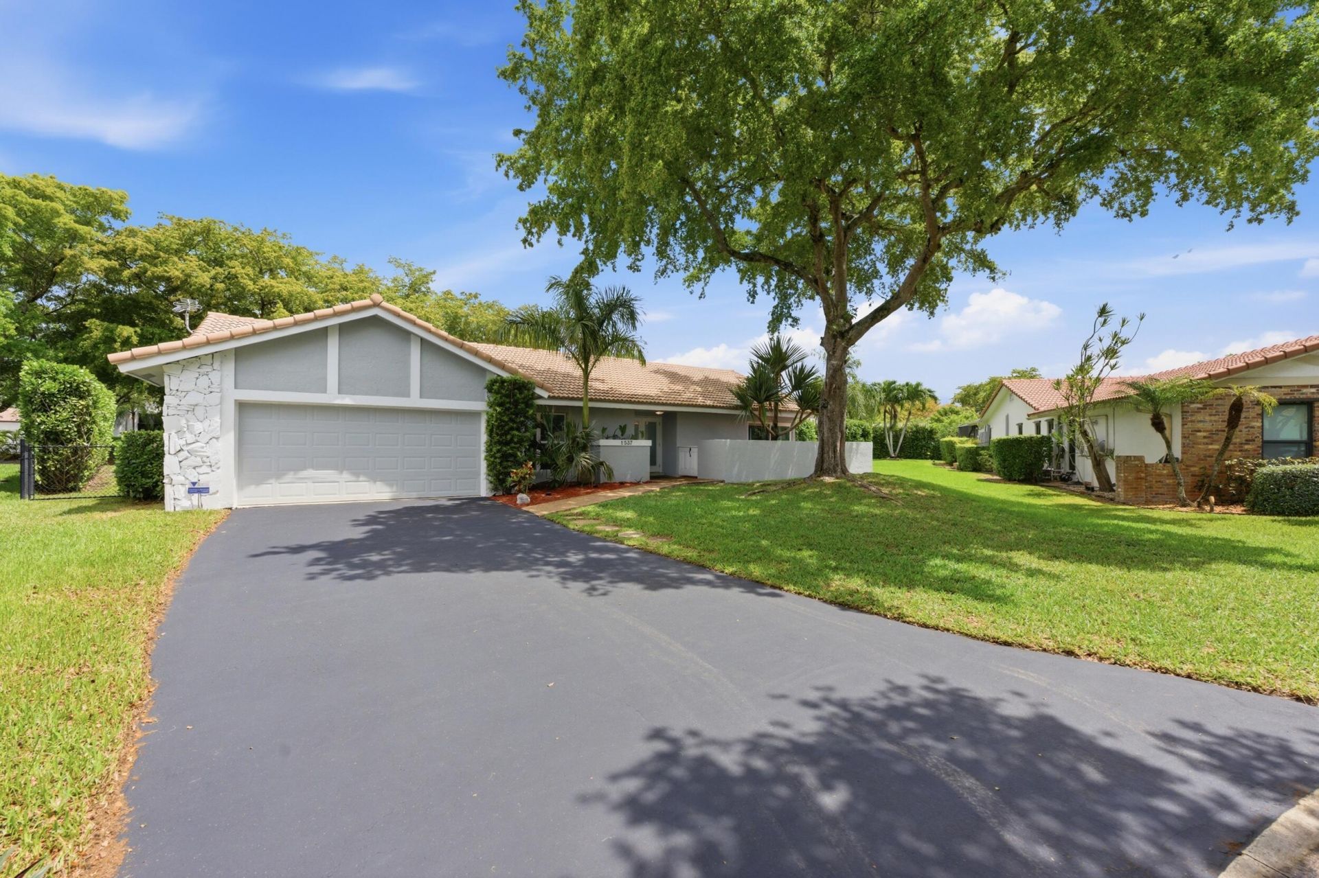 1537 NW 108th Way, Coral Springs, FL 33071 Photo