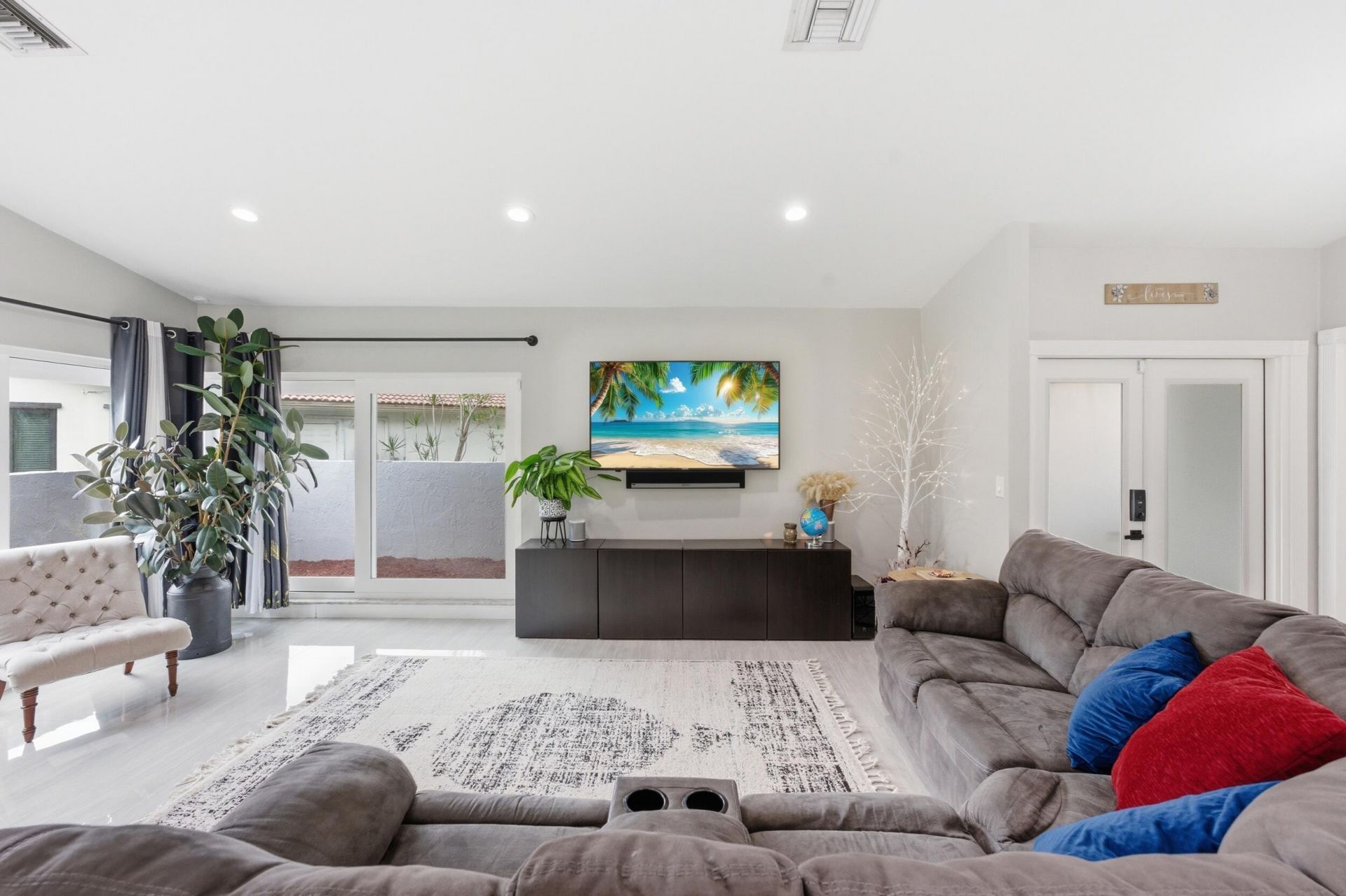 1537 NW 108th Way, Coral Springs, FL 33071 Photo