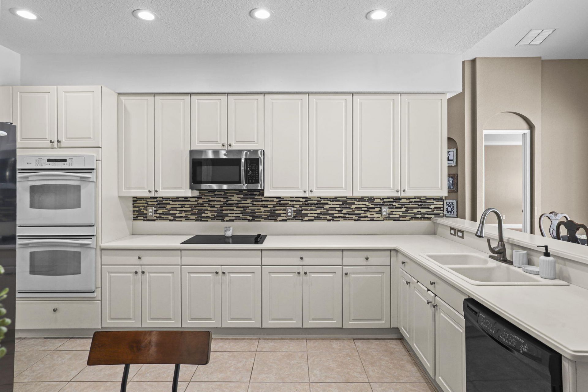 1884 SW Jamesport Drive, Port Saint Lucie, FL 34953 Photo