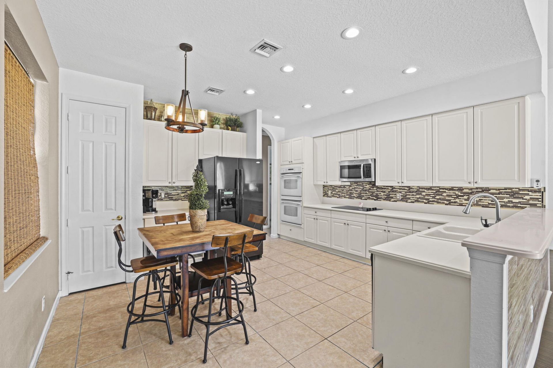 1884 SW Jamesport Drive, Port Saint Lucie, FL 34953 Photo