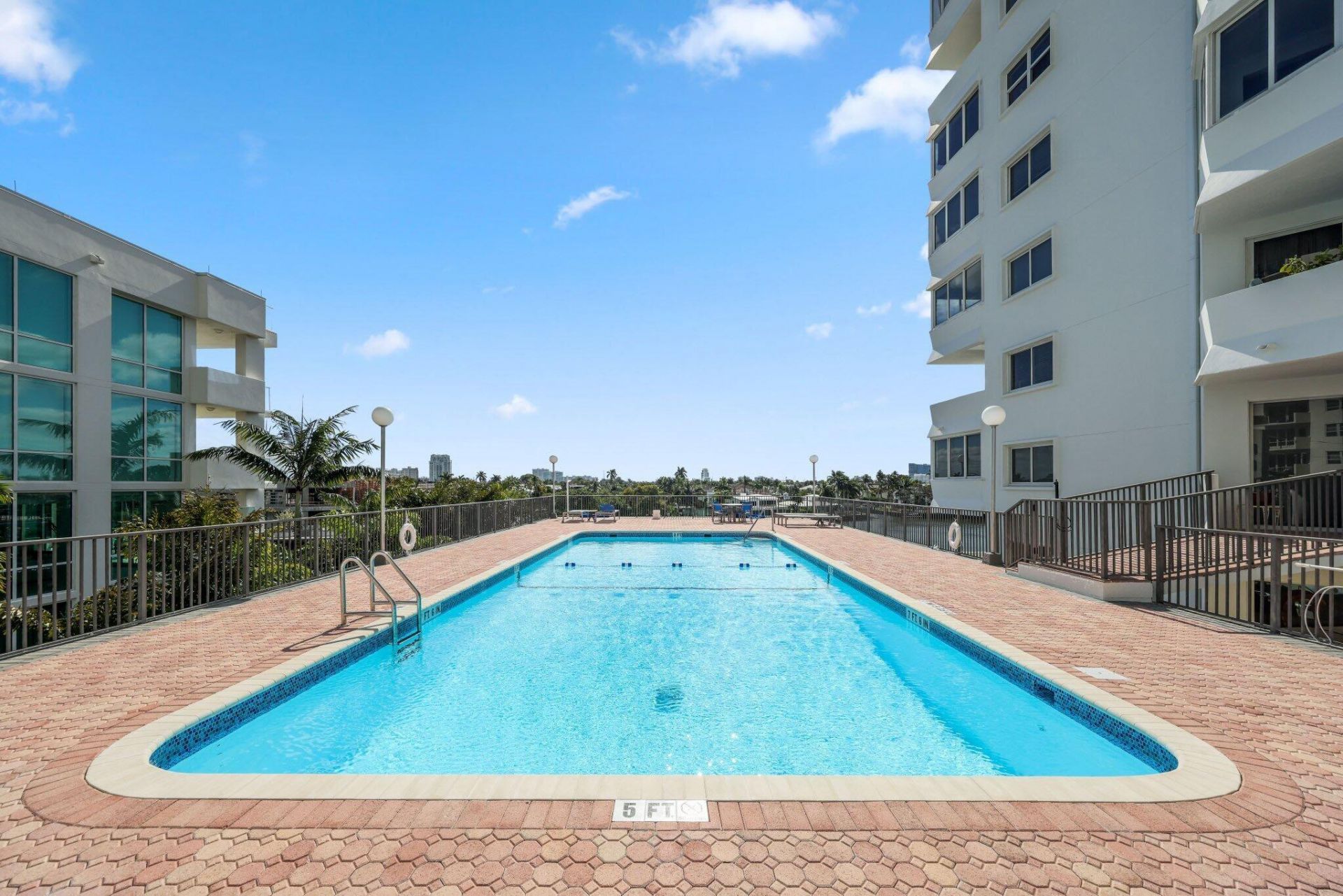 333 Sunset Drive, Unit 505, Fort Lauderdale, FL 33301 Photo