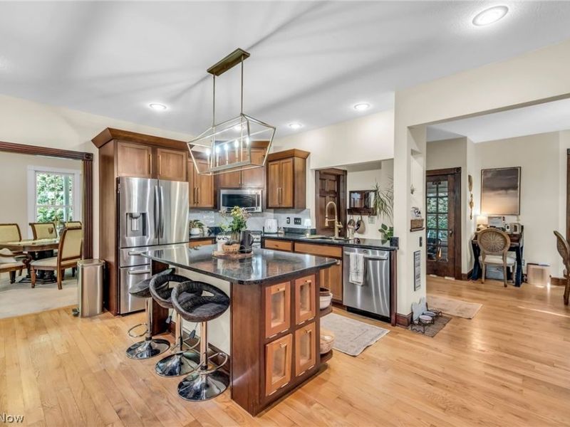 8851 Spring Valley Drive , Broadview Heights, OH 44147 Photo 10