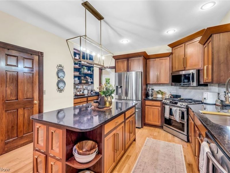 8851 Spring Valley Drive , Broadview Heights, OH 44147 Photo 11