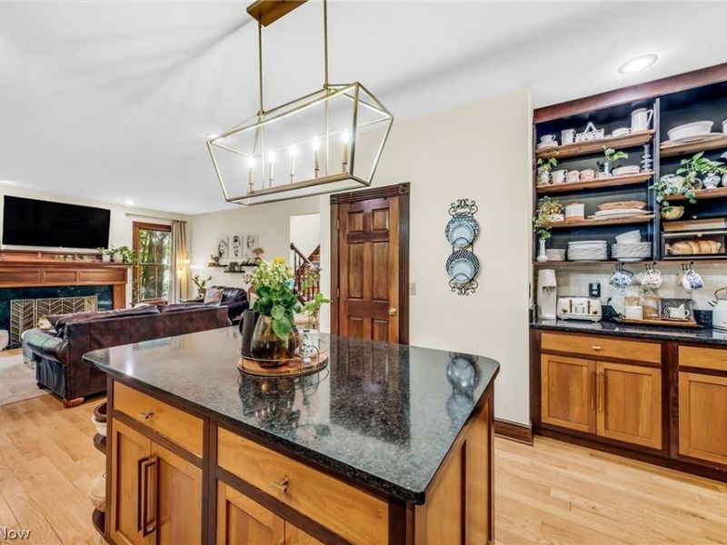 8851 Spring Valley Drive , Broadview Heights, OH 44147 Photo 12