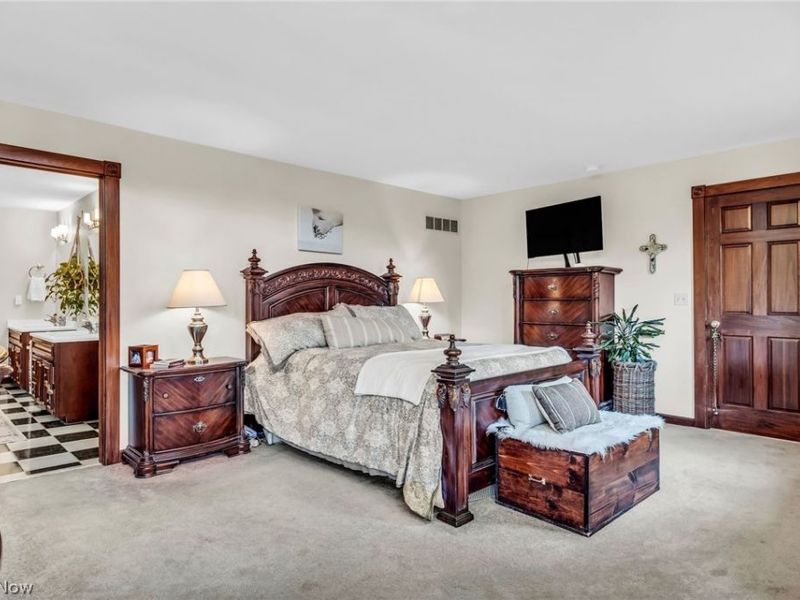 8851 Spring Valley Drive , Broadview Heights, OH 44147 Photo 27