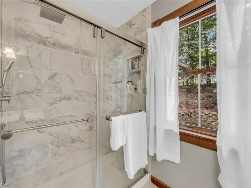 8851 Spring Valley Drive , Broadview Heights, OH 44147 Photo 33