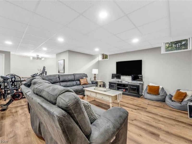 8851 Spring Valley Drive , Broadview Heights, OH 44147 Photo 37