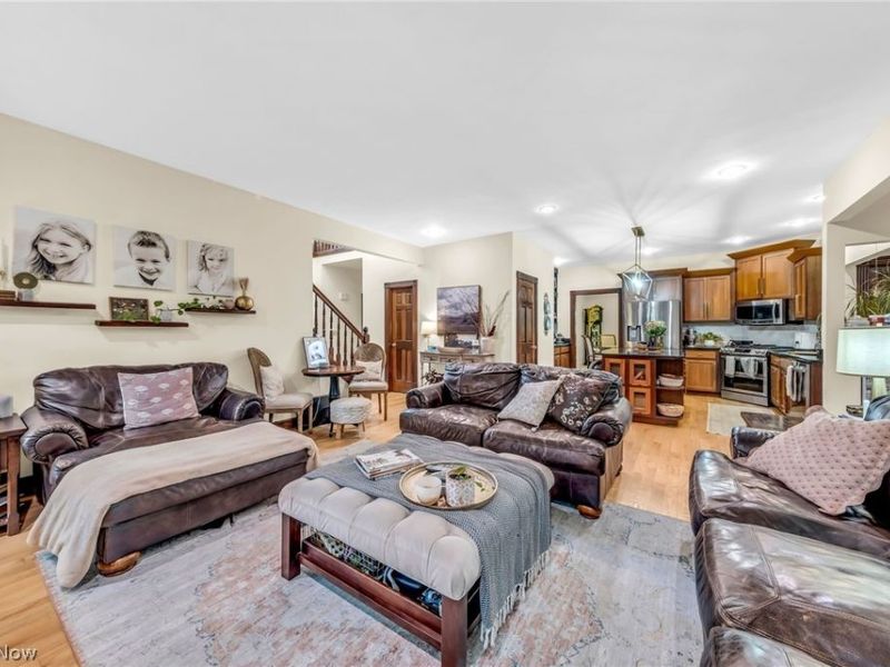 8851 Spring Valley Drive , Broadview Heights, OH 44147 Photo 6